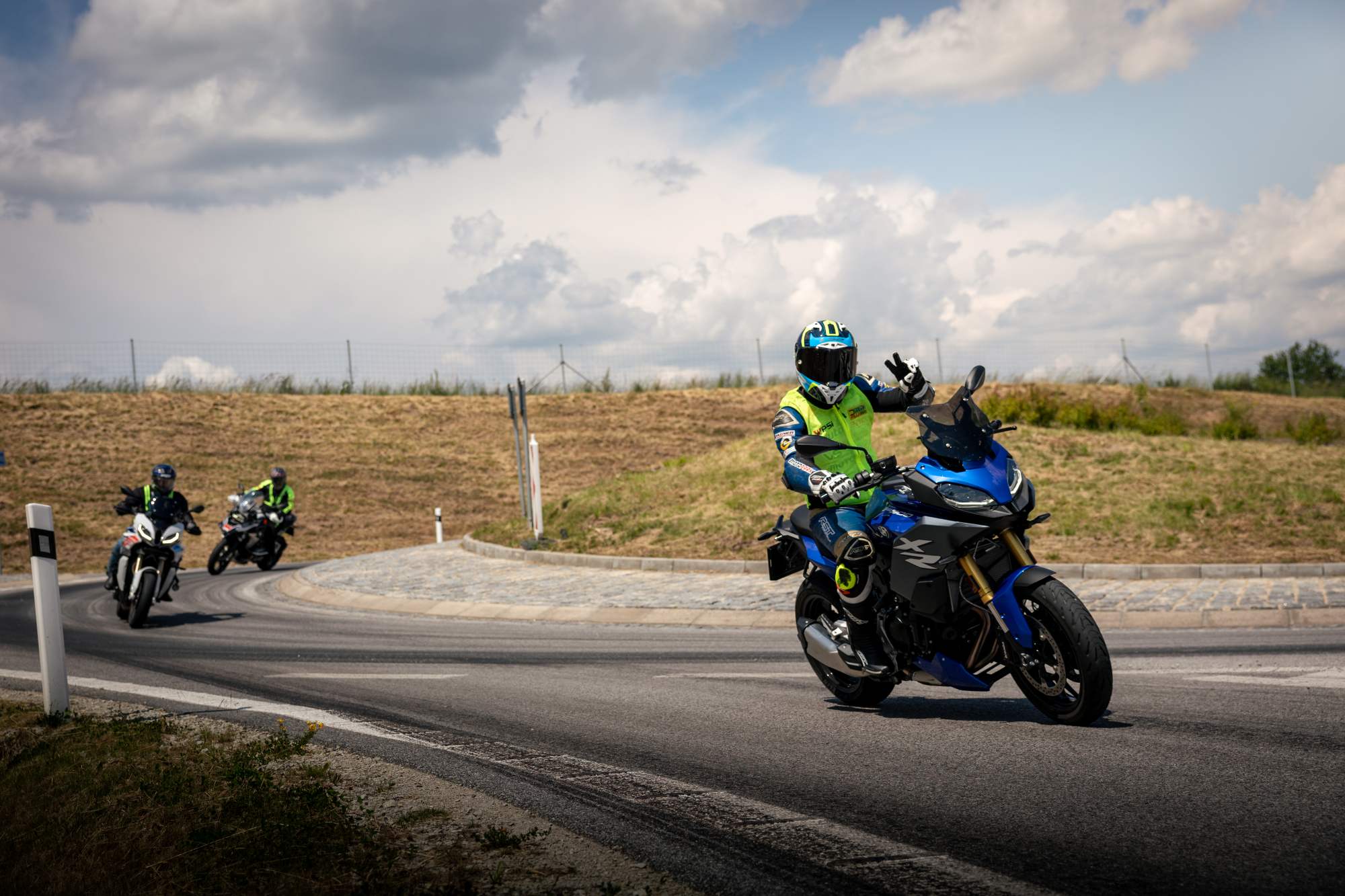 Motorrad Roadshow-motorky-reportaz-4